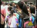 新闻袋袋裤 汶川震后异地求学学生全部返乡