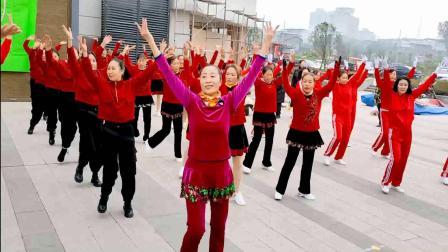 《中国范儿》几个团队一起跳个个都是优美舞姿