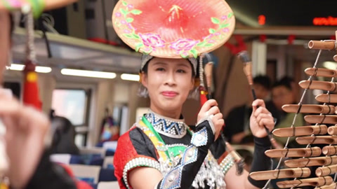 一路欢歌一路情—中老铁路主题春节特别节目