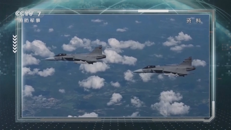 《防务新观察》 20251025 乌克兰推出升级版海上无人艇 特朗普第二任期首次亚洲行即将启程