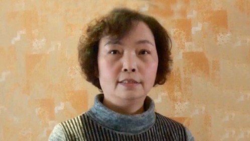 人气美食 逛逛“大世界”吃吃“小清新”可以吸的泡芙你吃过吗？