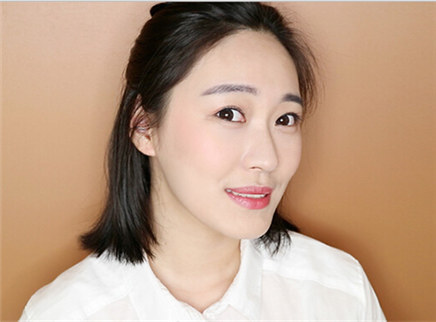 美芽 打造“乔妹”伪素颜妆