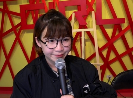 818超女聊天室 周吉芳心系黄佳欣怕同屏PK