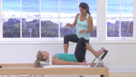 普拉提核心能量床训练课PILATES