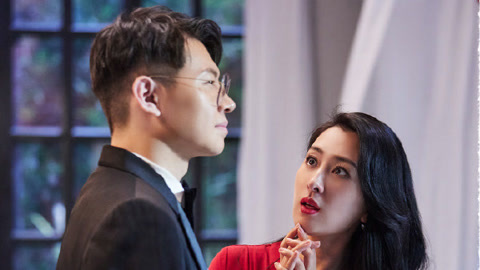 开播！情景喜剧 王浩信张振朗化身霸总 马苏吴彼爆笑歌舞求婚