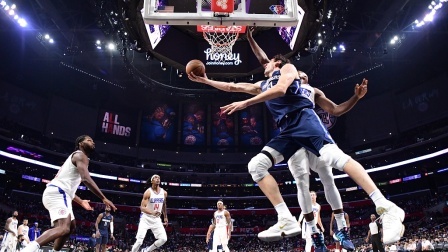 2021-2022赛季NBA集锦 NBA-乔治29+6 祖巴茨16+10 快船力克独行侠