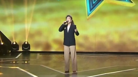 歌唱家关牧村助阵韩芝萍，两人相识五十余载见证彼此青春岁月