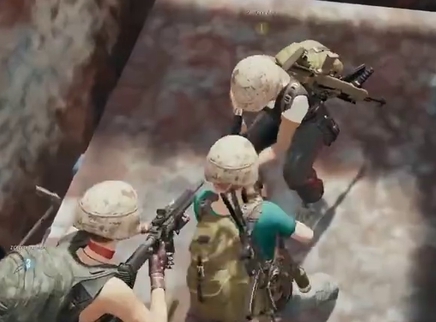 妈妈快看这几个人在打斗地主