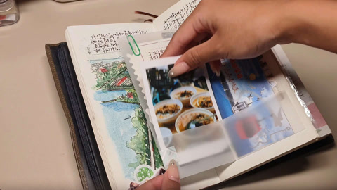 手帐翻翻看 山城与大海