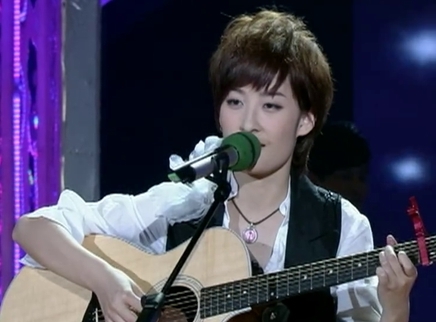 快乐女声2011 曾轶可为师妹支招