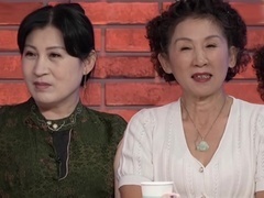 选择2024 现场热闹不已 男嘉宾擦地洁癖引讨论