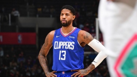 NBA热辣资讯 快船官方：乔治右手肘韧带撕裂 3-4周后重新评估