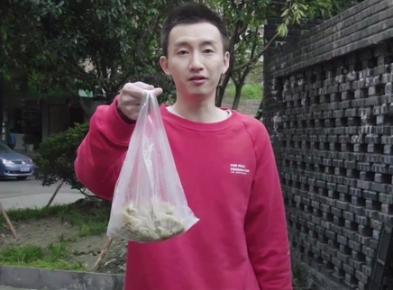二更视频 说唱牛人给自己“唱”了封信