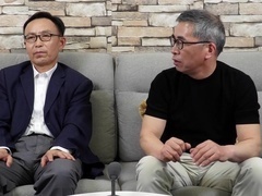 选择2024 女嘉宾照顾母亲细心孝顺 男嘉宾现场一展歌喉