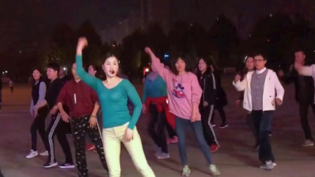 网红32步广场舞《往事如烟DJ》全民健身
