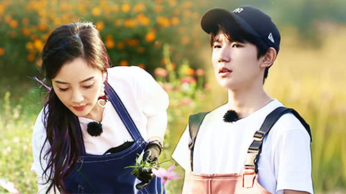 粉丝特约版第11期：王源自曝曾被喊叔叔很崩溃