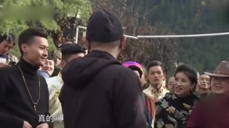 嘻嘻娱乐 2017 11月 Jasper吃醋了 对陈小春大喊:你太喜欢小泡芙了 171120