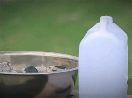 新闻大求真 酒精靠近火源为什么会引发爆炸？