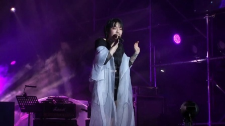 云栖&middot;虾米音乐节 2017 云栖·虾米音乐节 吴莫愁《I know》02