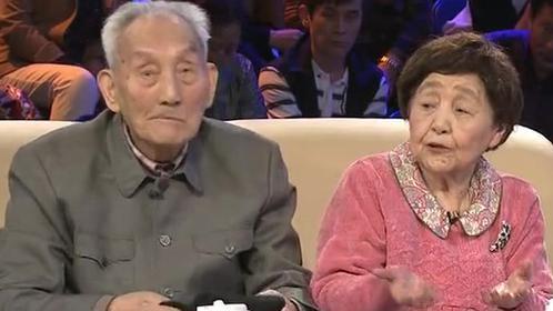 非常故事汇 百岁夫妻的幸福生活