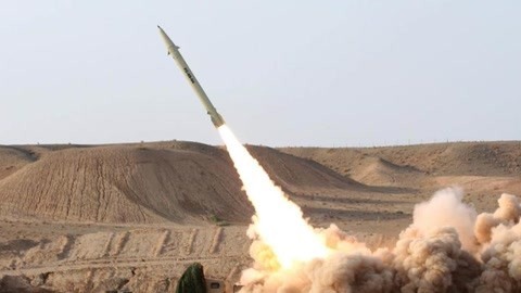环球火力点 美国证实两处基地遭袭击