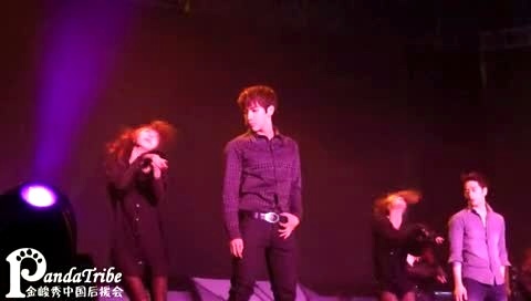 2PM Back To U 南京演唱会 主峻秀 & 灿成 饭拍版-2PM