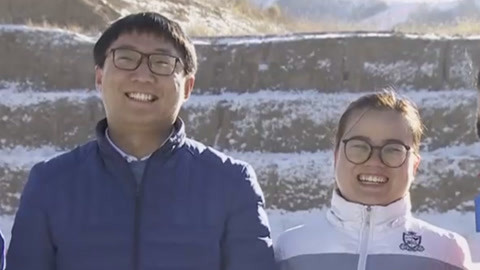 男生女生向前冲第十季 夫妻档甜蜜携手把关闯 教练对决姜还是老的辣