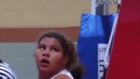 NBA热辣资讯 女版奥尼尔？美高中联赛上称霸球场，这天赋也太恐怖了！