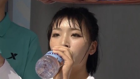 亚洲一号吐槽大会开启，女生队开场豪取三分