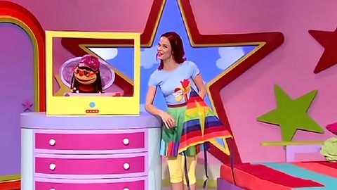 Hi 5 在室内外做活动
