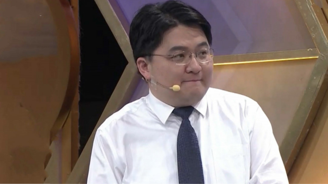X诊所. 托起你人生的重量