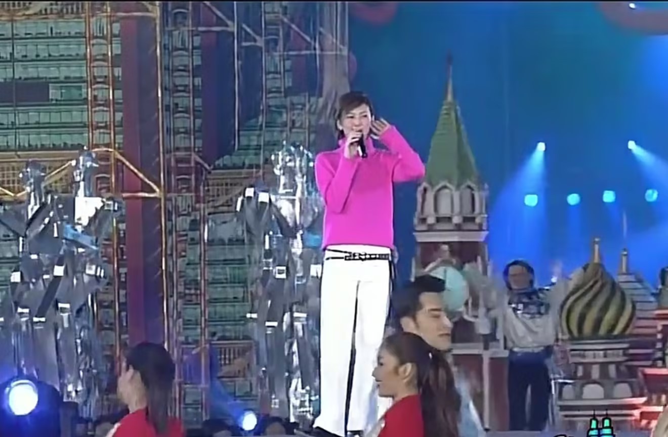 孙燕姿经典献唱《与世界联网》