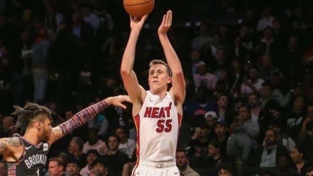 2020 NBA全明星单项赛 邓肯-罗宾逊参加三分大赛 曾单场10记三分