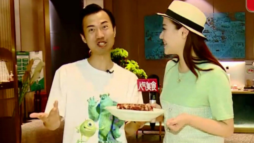 人气美食 老字号咸肉菜饭 炒之前先要“醒”