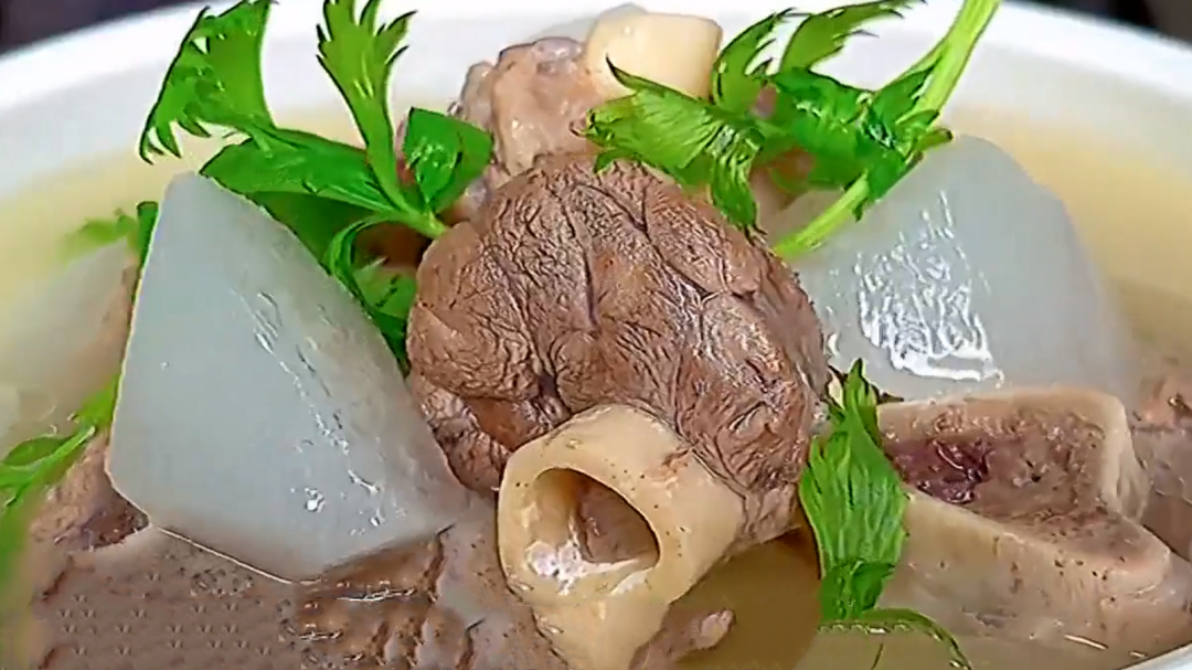 人气美食 初秋温补暖身菜 清炖羊肉