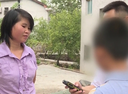 寻情记 十一岁男孩想要抱一抱妈妈