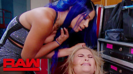 WWE RAW 2019 【RAW 08/19】莎夏再度狠心袭击娜塔莉亚