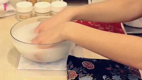 美女家务事 不要忽视美甲的卫生