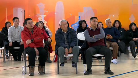 居民用铁门锁住楼下公共区域 换位思考才能彼此理解