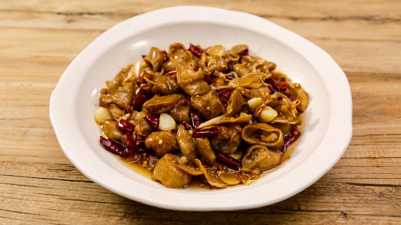 达人厨房 美食台｜爆炒肥肠