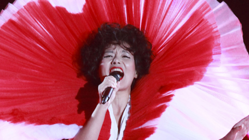 第十期：龚琳娜夸张造型唱新神曲