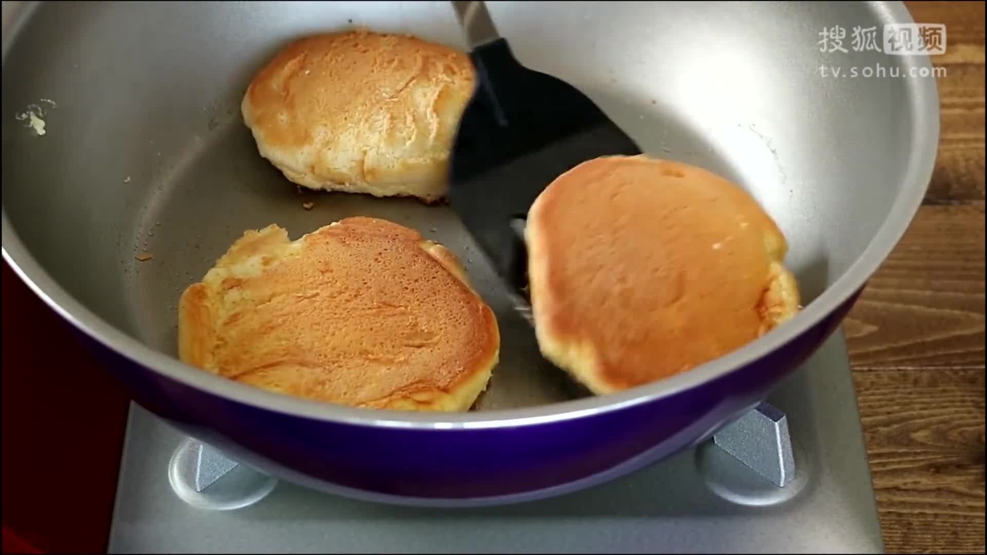 美&middot;食 舒芙蕾松饼，制作简单又美味