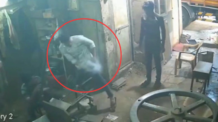 吓人！印度一男子手机在裤兜中突然爆炸