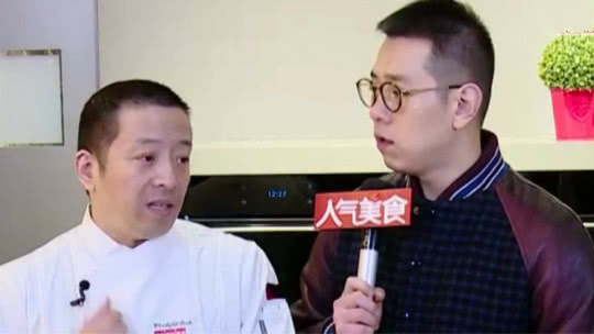 人气美食 银鱼蔬果饼放大招