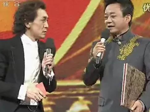 央视2012元宵晚会 歌曲《彩云追月》李云迪 沙溢 李倩 张傲月