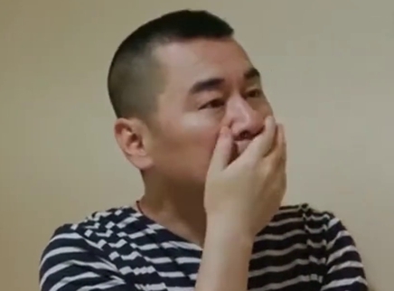 娱乐新鲜爆 蒋勤勤生产完陈建斌亲昵献吻