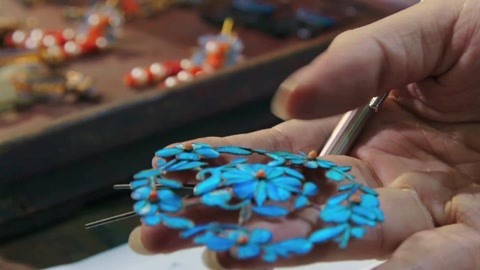 点翠：三色绘体 万象绘心