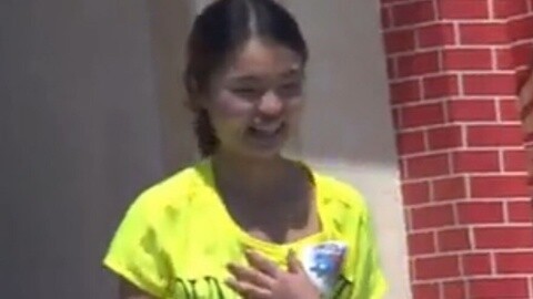 男生女生向前冲 嘉宾被调侃未满十八岁
