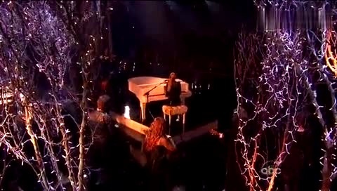 Taylor Swift Back To December AMA现场 英文字幕版-Taylor Swift (泰勒·斯威夫特)