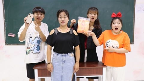 美女家务事 小晴获得“万能粘土”，想要什么就能变出什么，还能变出替身老师